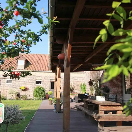לינה וארוחת בוקר Du Marais Tilques