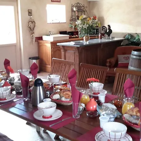 Du Marais Bed & Breakfast