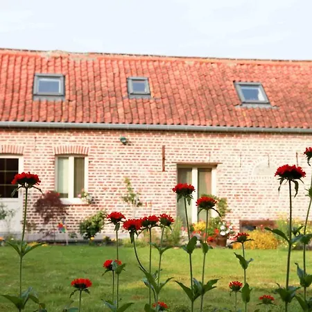 Du Marais Bed & Breakfast Tilques