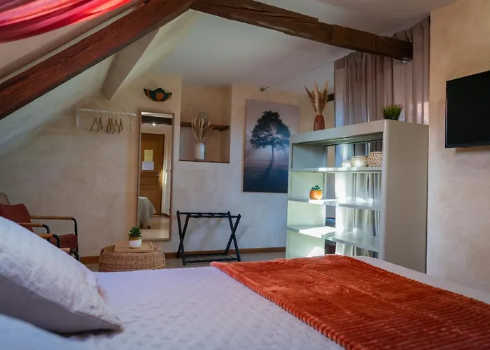 Du Marais Bed & Breakfast 3*