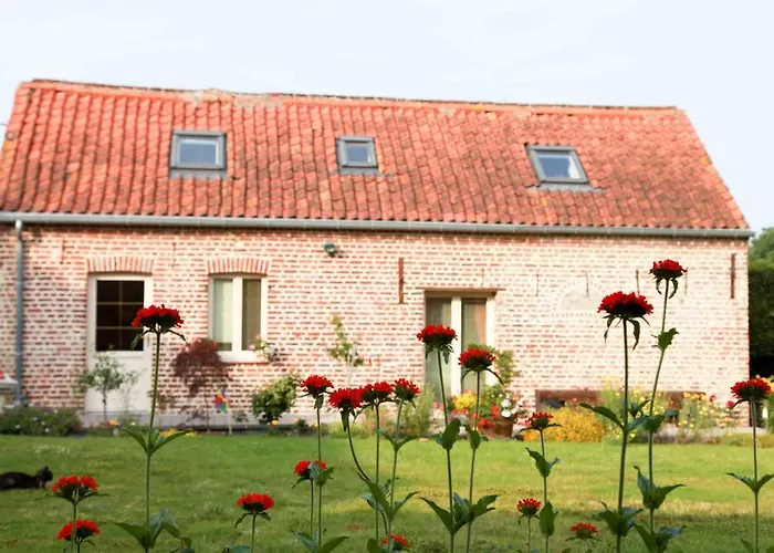 Du Marais Bed & Breakfast Tilques