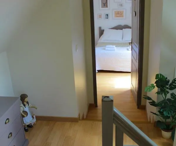 Du Marais Bed & Breakfast